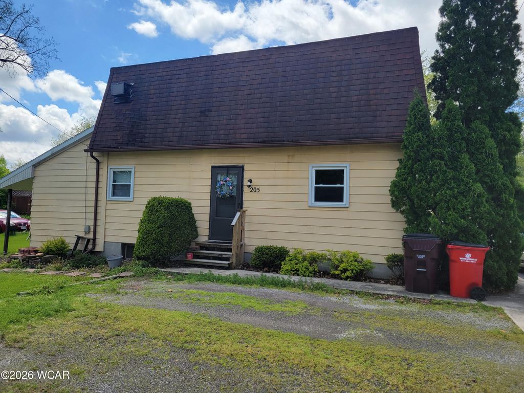 Photo of 203 E High Avenue, Ada, OH 45810 (MLS # 310253)