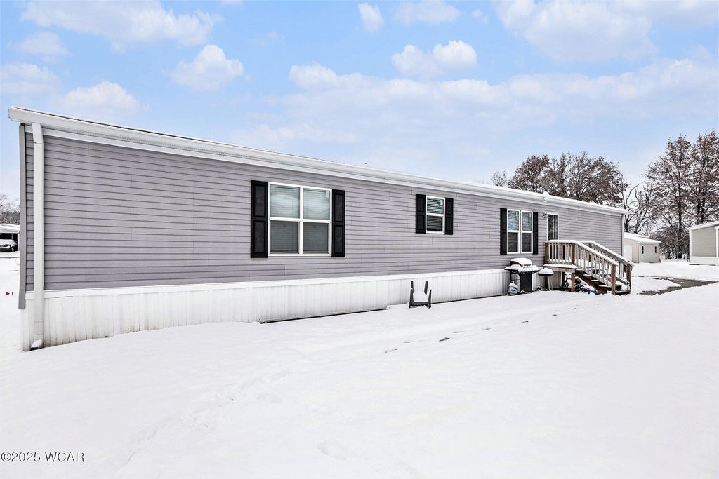 Photo of 272 Deer Run, Lima, OH 45807 (MLS # 308955)