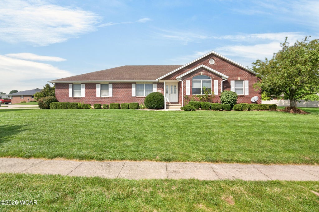 Photo of 2444 Savanna Place, Sidney, OH 45365 (MLS # 311701)