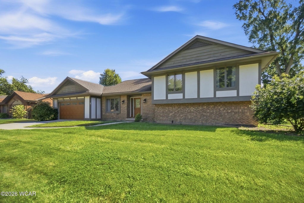 Photo of 1444 Timberlane Drive, Lima, OH 45805 (MLS # 311635)