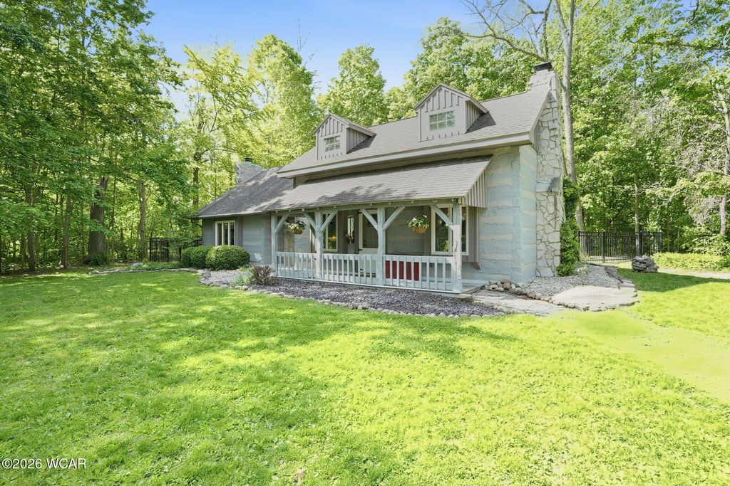 Photo of 3309 Township Road 42, Rawson, OH 45881 (MLS # 310172)