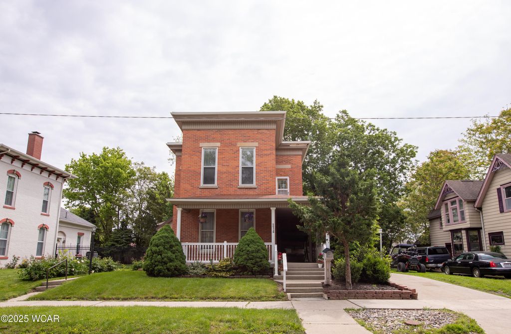 Photo of 214 N Jefferson Street, Van Wert, OH 45891 (MLS # 307317)