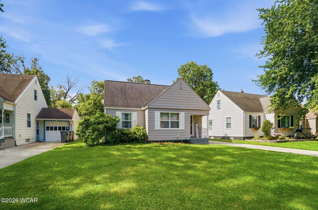 Photo of 1929 W Wayne Street, Lima, OH 45805 (MLS # 310552)