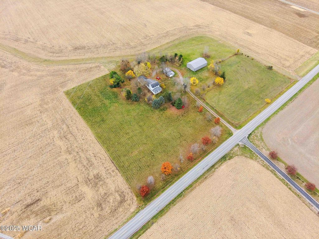 Photo of 8160 Columbus Grove Bluffton Road, Bluffton, OH 45817 (MLS # 308795)