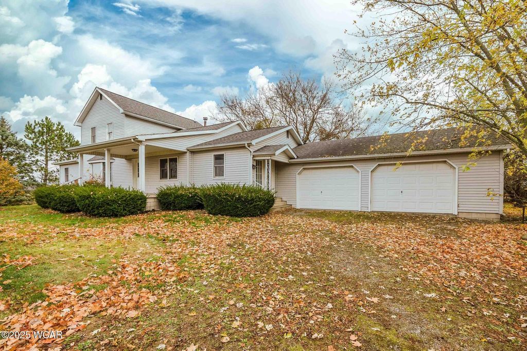 Photo of 8160 Columbus Grove Bluffton Road, Bluffton, OH 45817 (MLS # 308795)