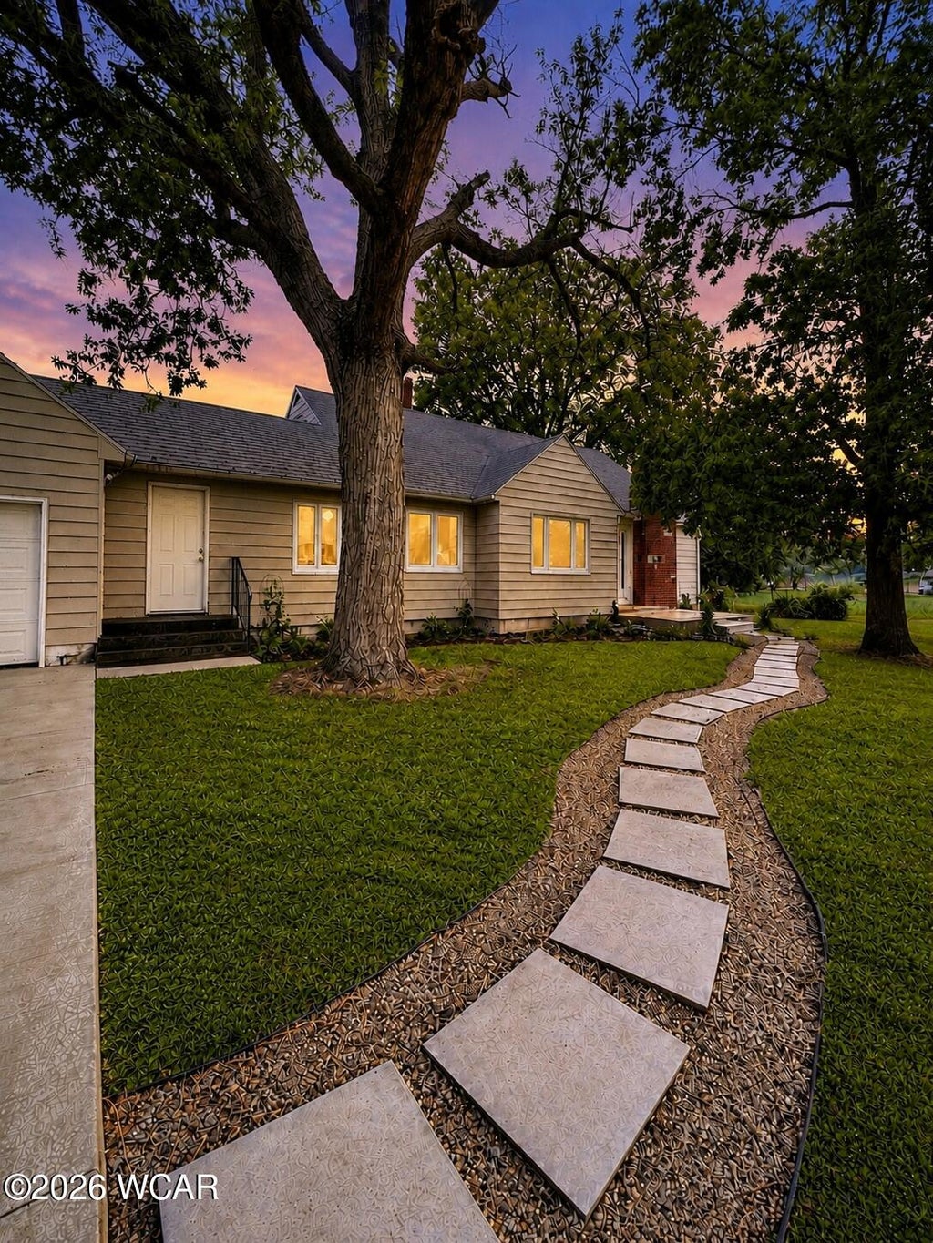 Photo of 1724 Wonderlick Road, Lima, OH 45805 (MLS # 310933)
