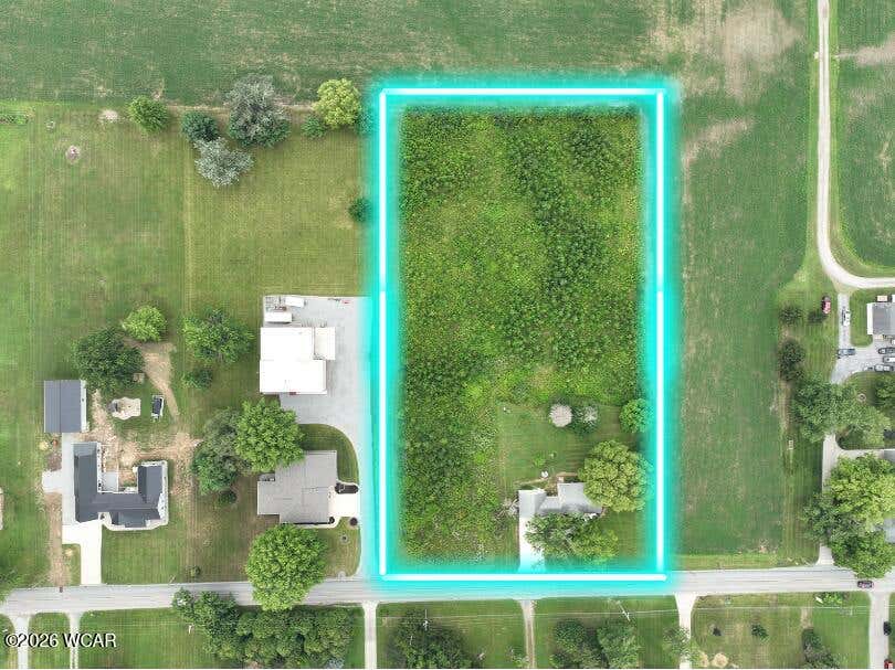 Photo of 1724 Wonderlick Road, Lima, OH 45805 (MLS # 310933)