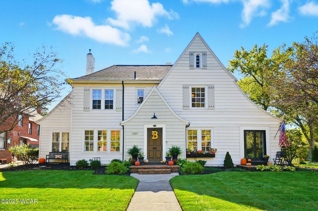 Photo of 1459 W Market Street W, Lima, OH 45805 (MLS # 308620)