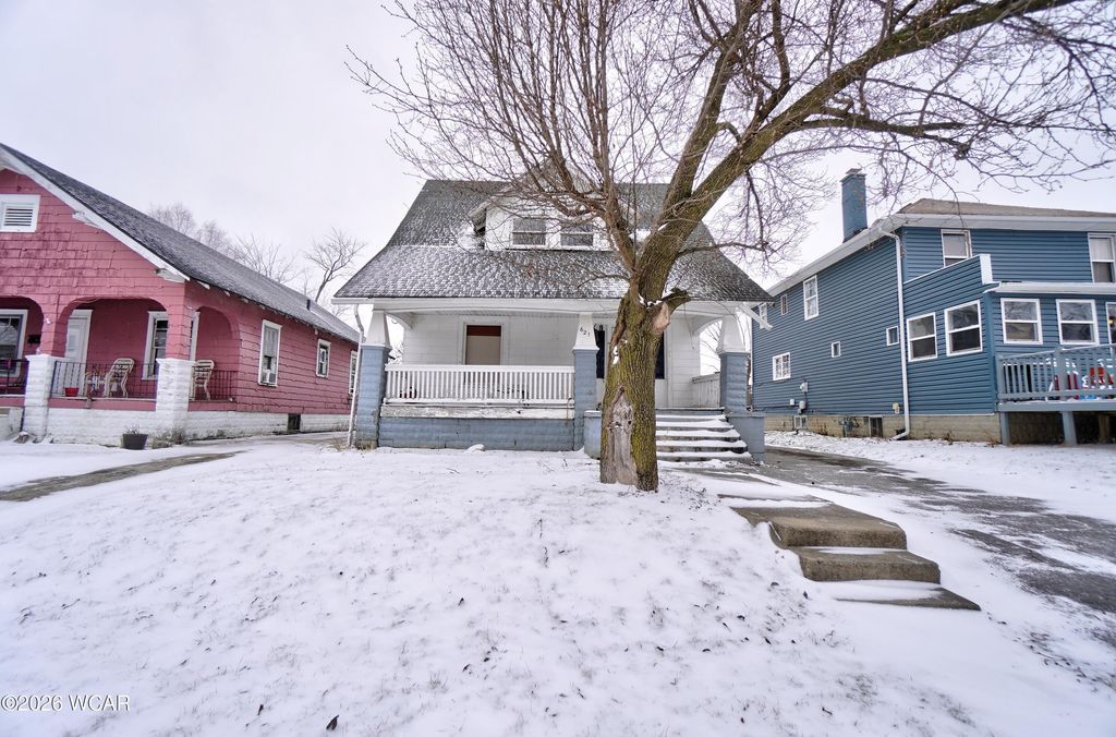 Photo of 621 Prospect Avenue, Lima, OH 45804 (MLS # 309510)