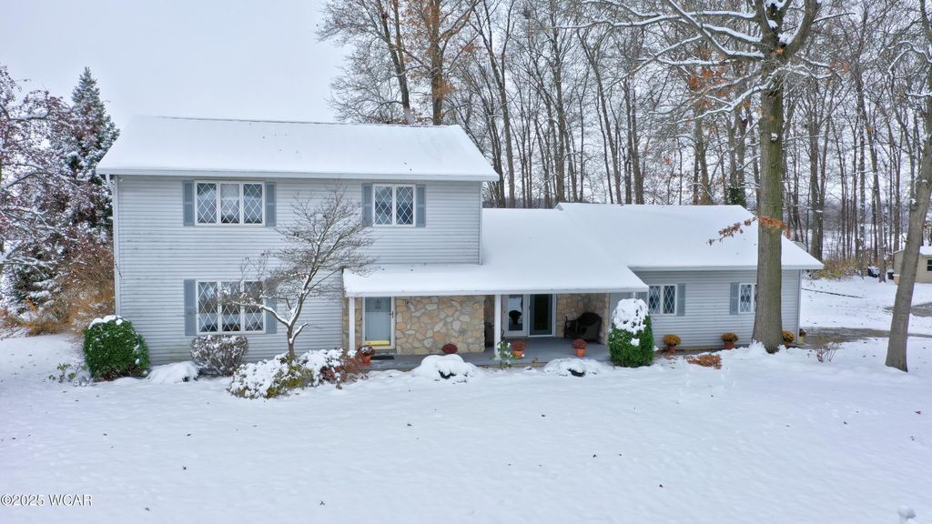 Photo of 4075 Yellowood Street, Lima, OH 45806 (MLS # 308972)