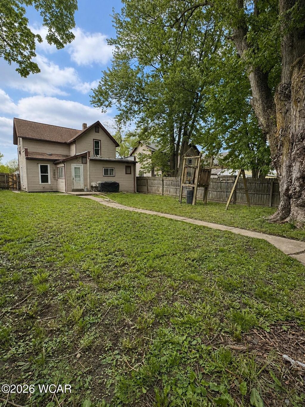 Photo of 562 Wood Street, Marion, OH 43302 (MLS # 310134)