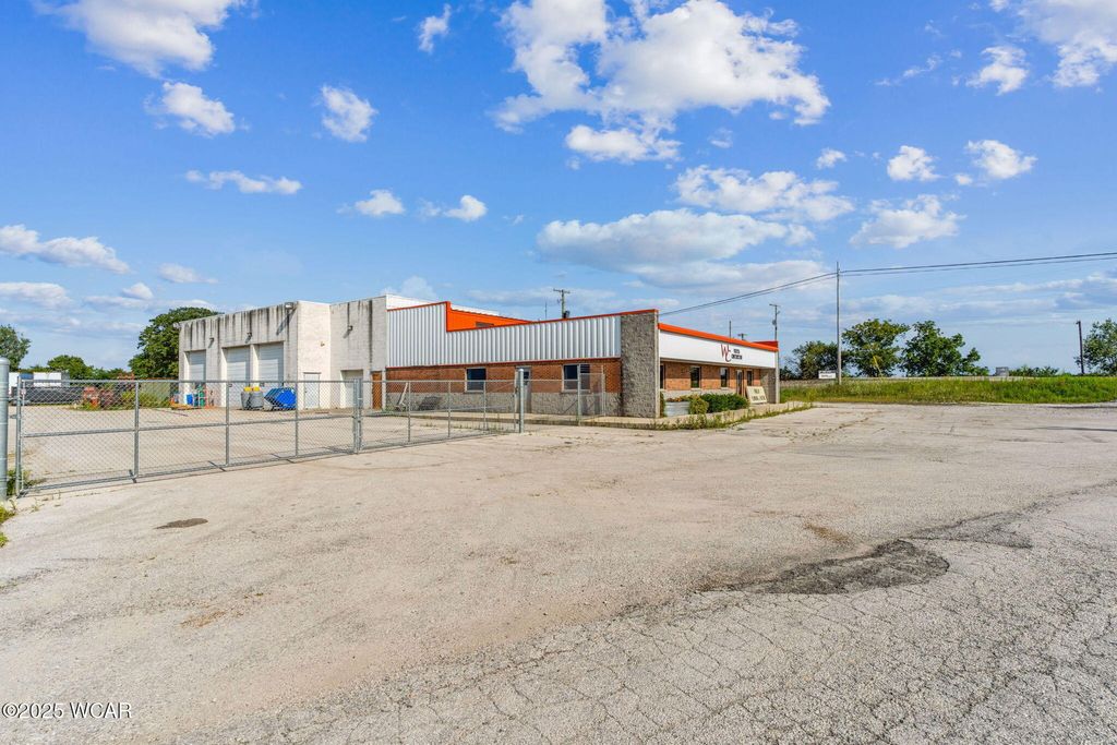 Photo of 1200 McDougal Street, Fostoria, OH 44830 (MLS # 308024)