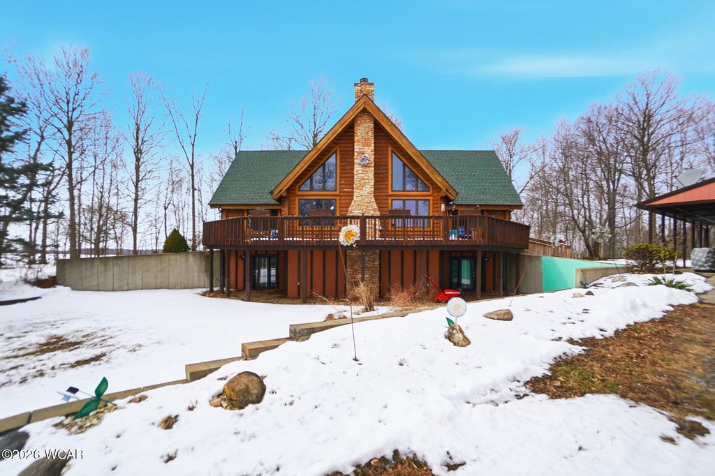 Photo of 25353 Buckland Holden Road, Waynesfield, OH 45896 (MLS # 309430)