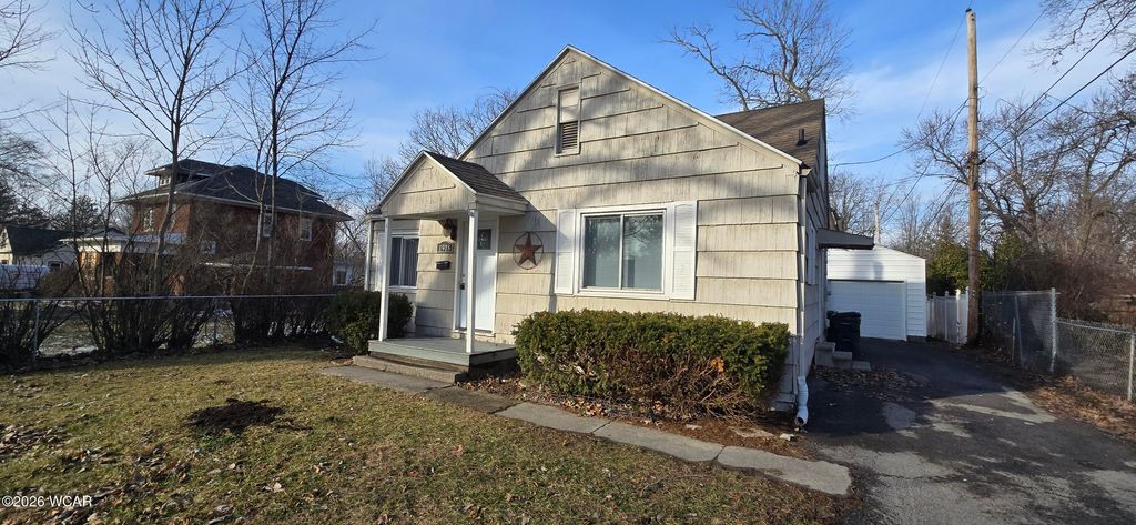 Photo of 1918 Oakland Parkway, Lima, OH 45805 (MLS # 309167)