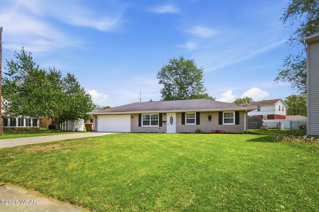 Photo of 2 Lynn Park, Lima, OH 45805 (MLS # 310035)