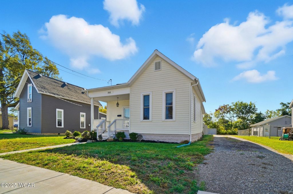 Photo of 700 Leeson Avenue, Van Wert, OH 45891 (MLS # 308610)