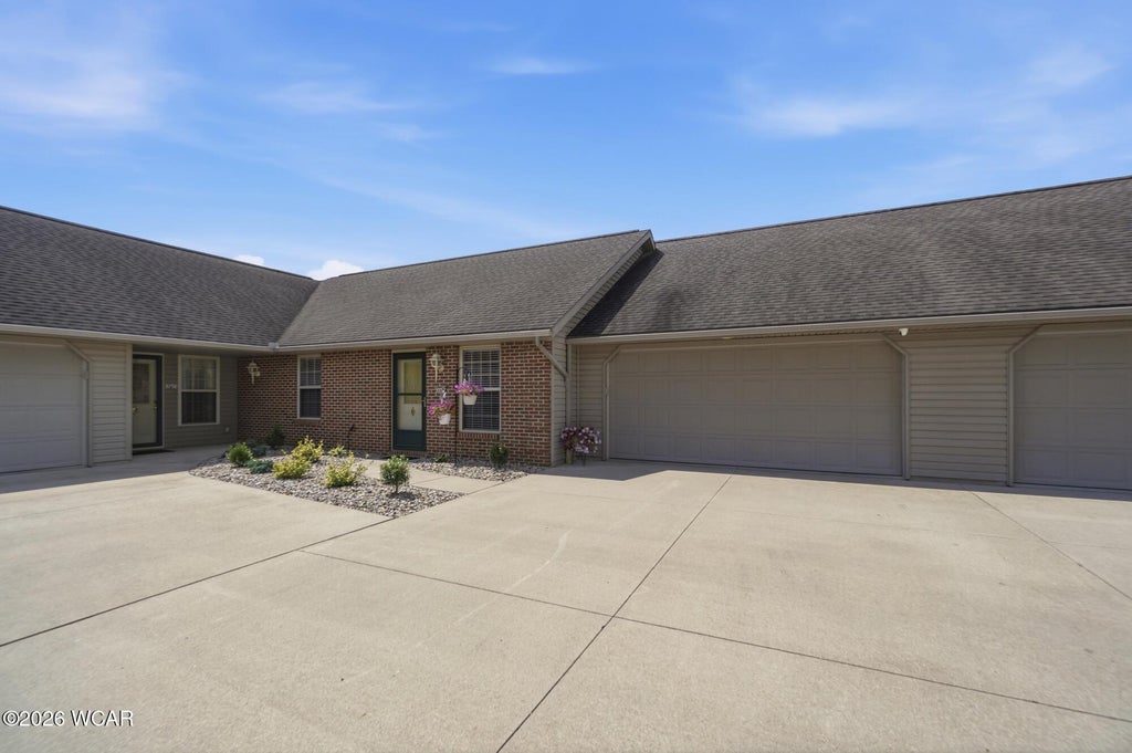 Photo of 3796 Yale Avenue, Lima, OH 45804 (MLS # 311229)