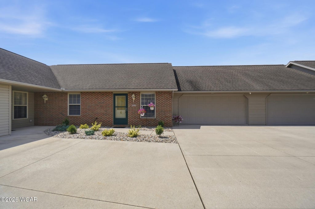 Photo of 3796 Yale Avenue, Lima, OH 45804 (MLS # 311229)