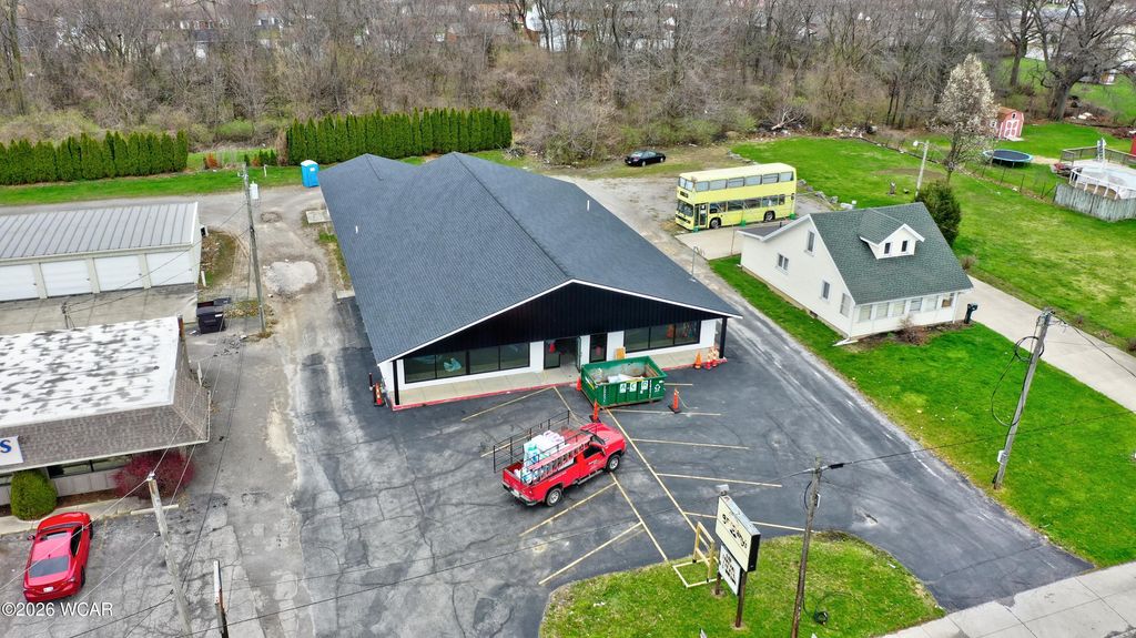 Photo of 1206 W Robb Avenue, Lima, OH 45801 (MLS # 309916)