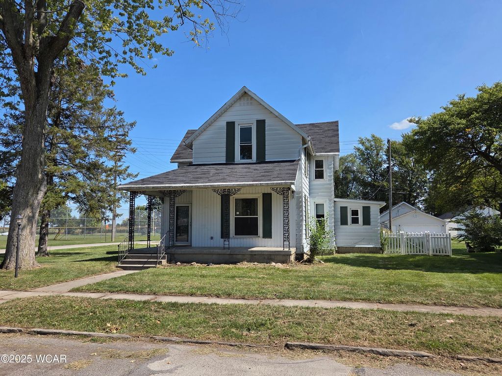 Photo of 692 N Market Street, Van Wert, OH 45891 (MLS # 308182)