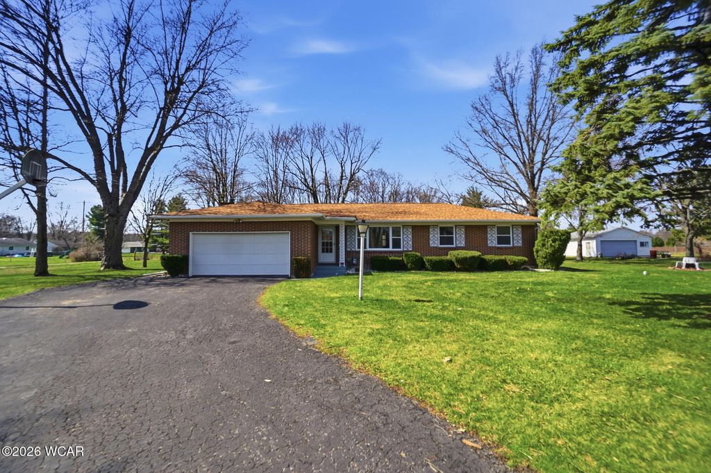 Photo of 1594 Wonderlick Road, Lima, OH 45805 (MLS # 309774)