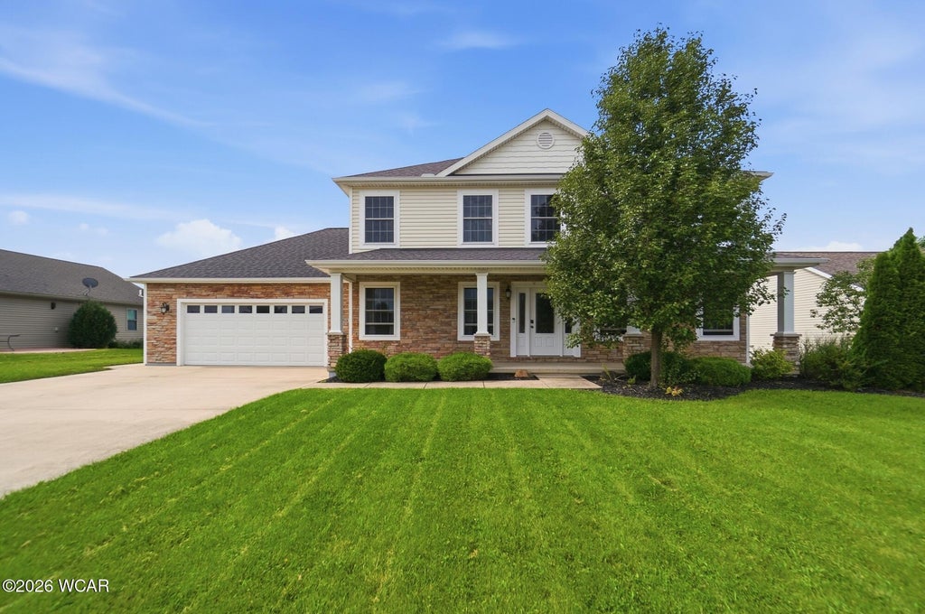 Photo of 1715 Wildwood Court, Wapakoneta, OH 45895 (MLS # 311777)