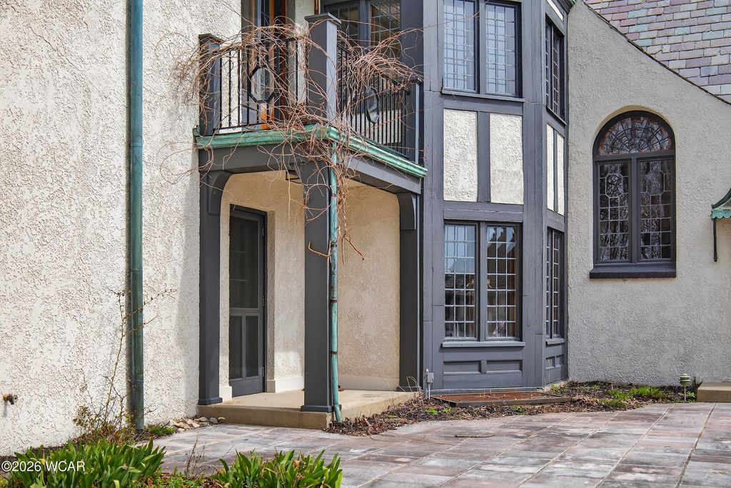 Photo of 999 Harman Avenue, Oakwood, OH 45419 (MLS # 309900)