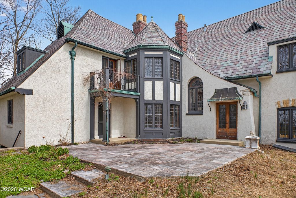 Photo of 999 Harman Avenue, Oakwood, OH 45419 (MLS # 309900)