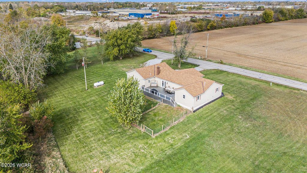 Photo of 1200 E Breese Road, Lima, OH 45806 (MLS # 309223)