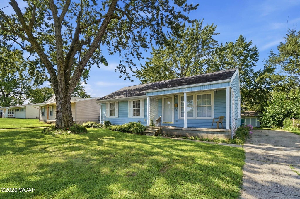 Photo of 417 Lewis Boulevard, Lima, OH 45801 (MLS # 311088)