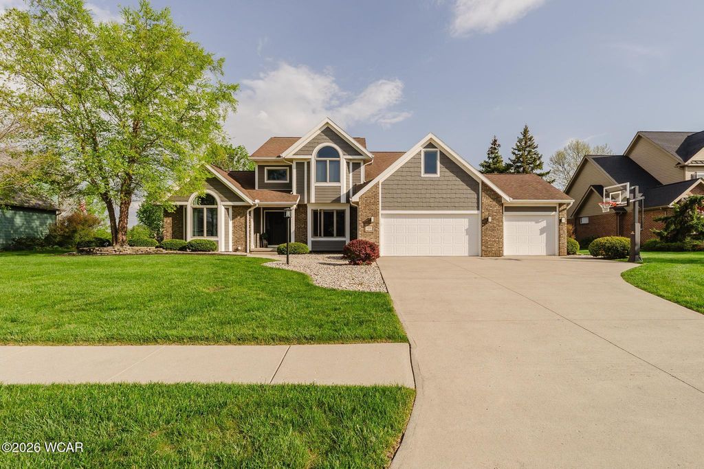 Photo of 229 Locust Court, Bluffton, OH 45817 (MLS # 310071)