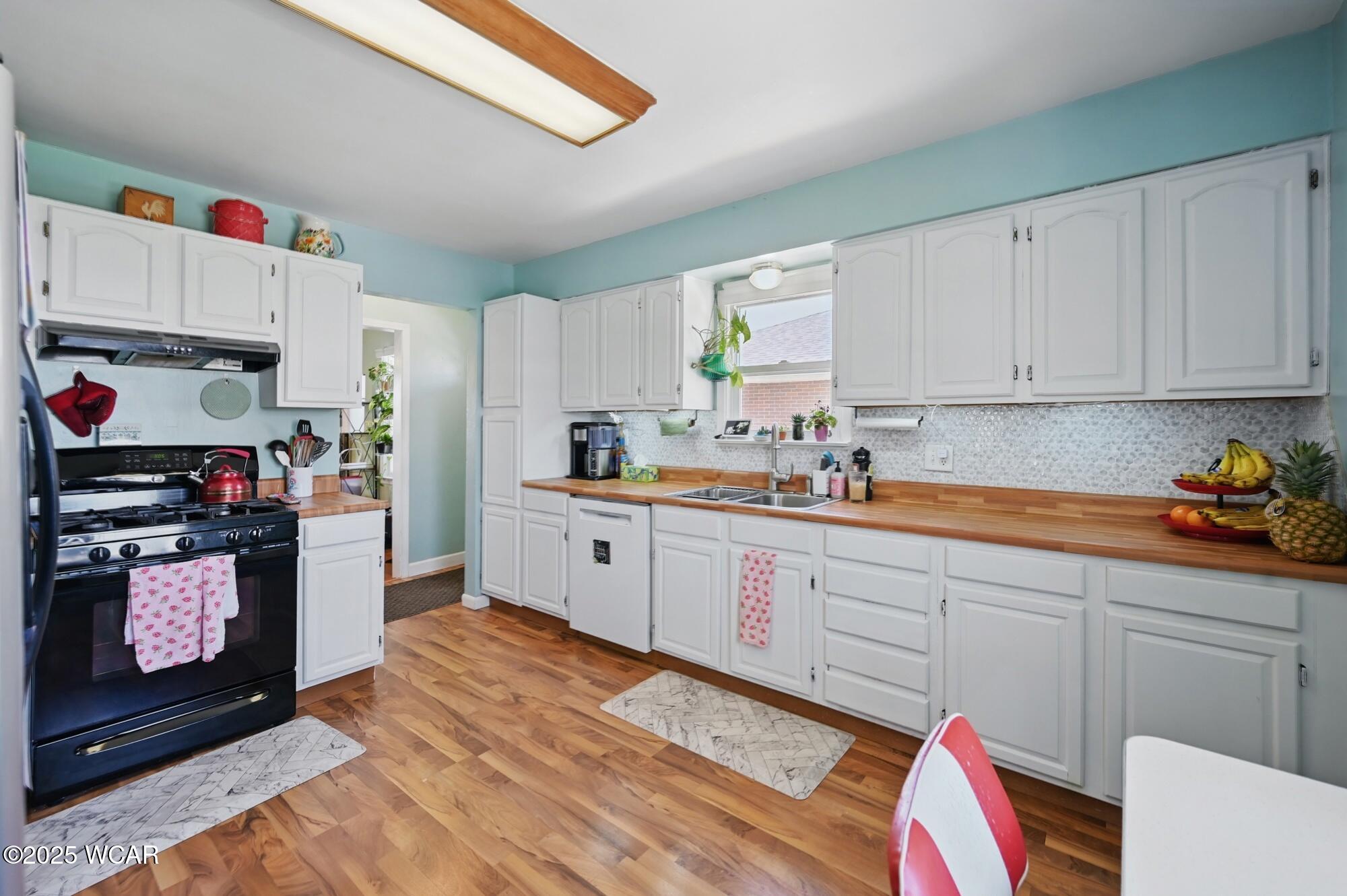 Lima, Ohio 45805, United States, 3 Bedrooms Bedrooms, ,1 BathroomBathrooms,Residential,Pending,126935