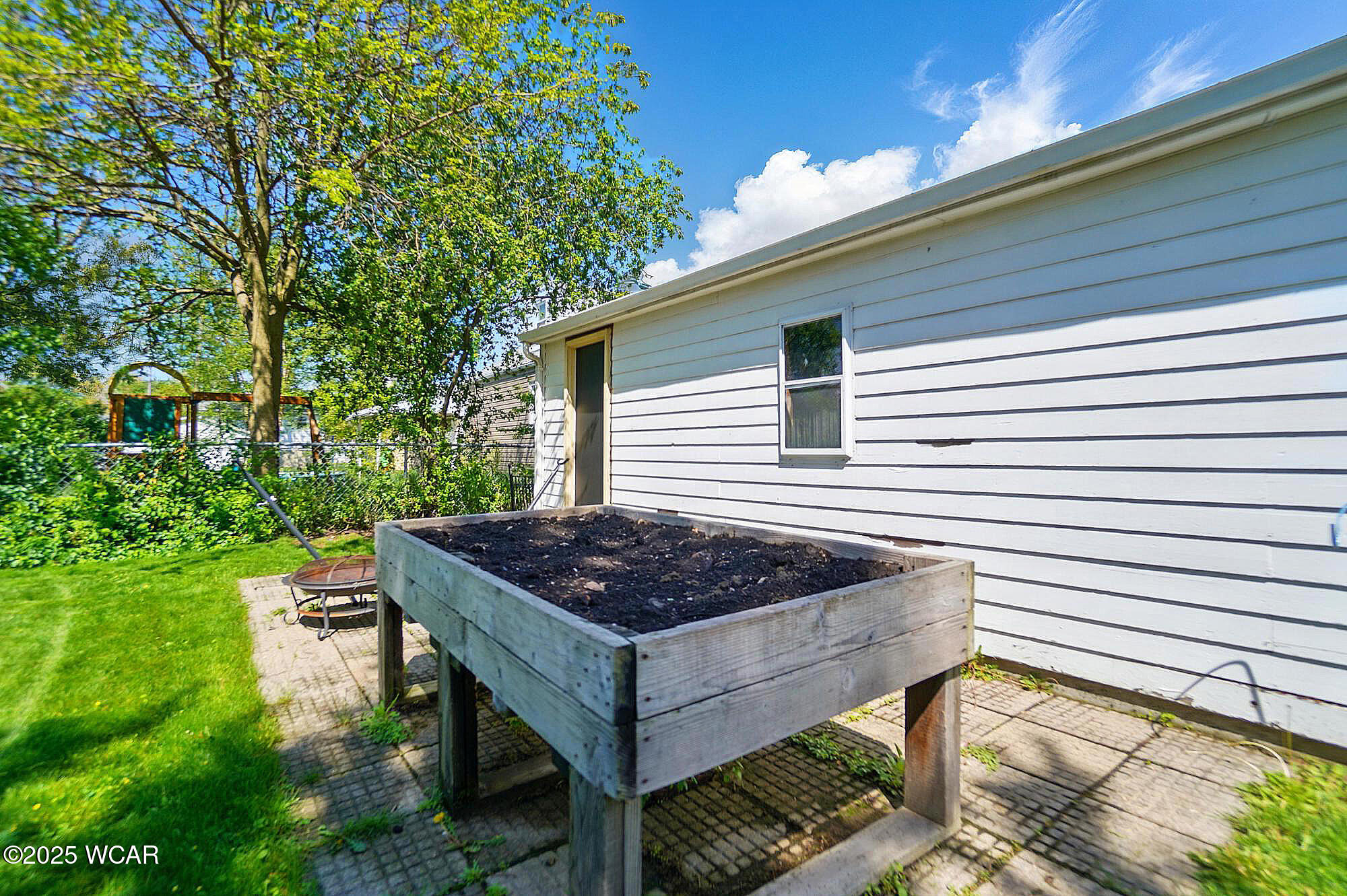 Lima, Ohio 45805, United States, 3 Bedrooms Bedrooms, ,1 BathroomBathrooms,Residential,Pending,126935