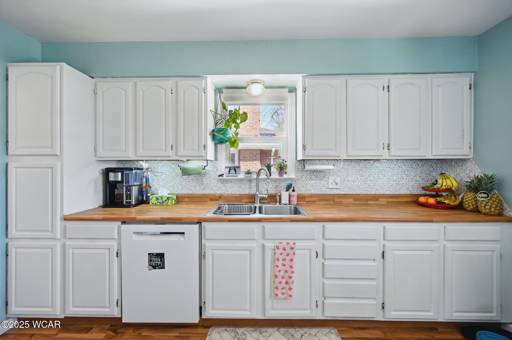 Lima, Ohio 45805, United States, 3 Bedrooms Bedrooms, ,1 BathroomBathrooms,Residential,Pending,126935