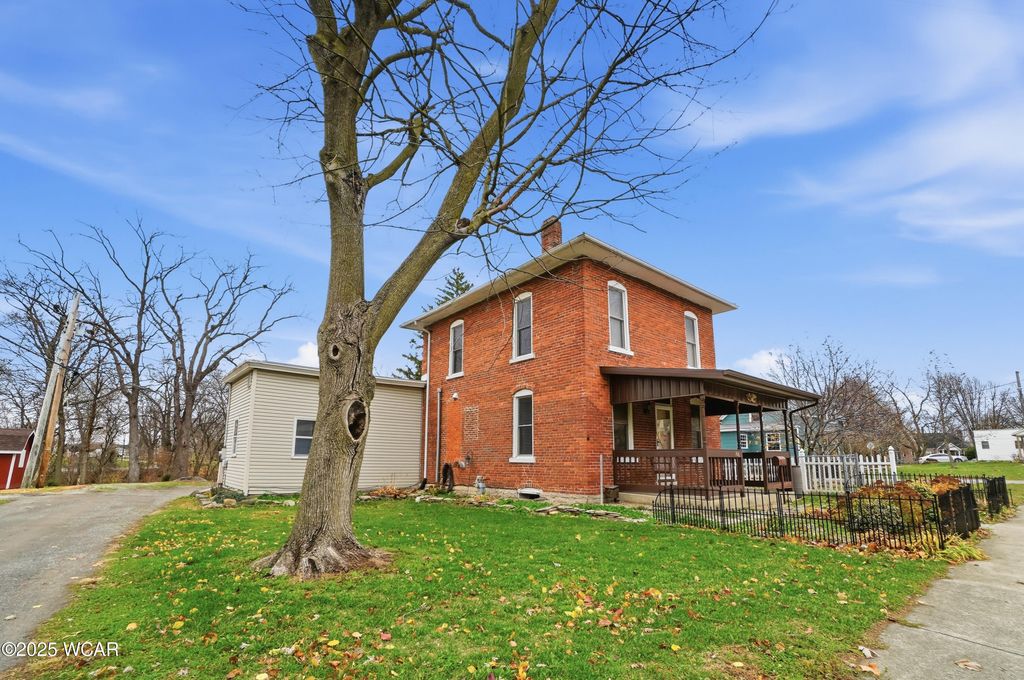 Photo of 106 Riley Street, Bluffton, OH 45817 (MLS # 308917)