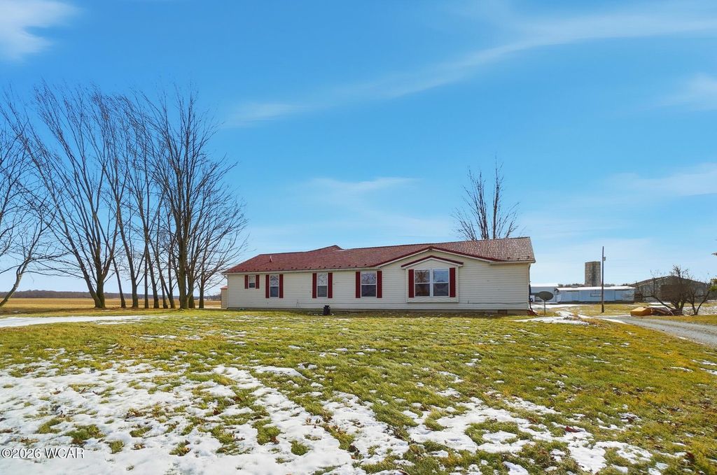 Photo of 20228 Fairmont Road, Wapakoneta, OH 45895 (MLS # 309278)
