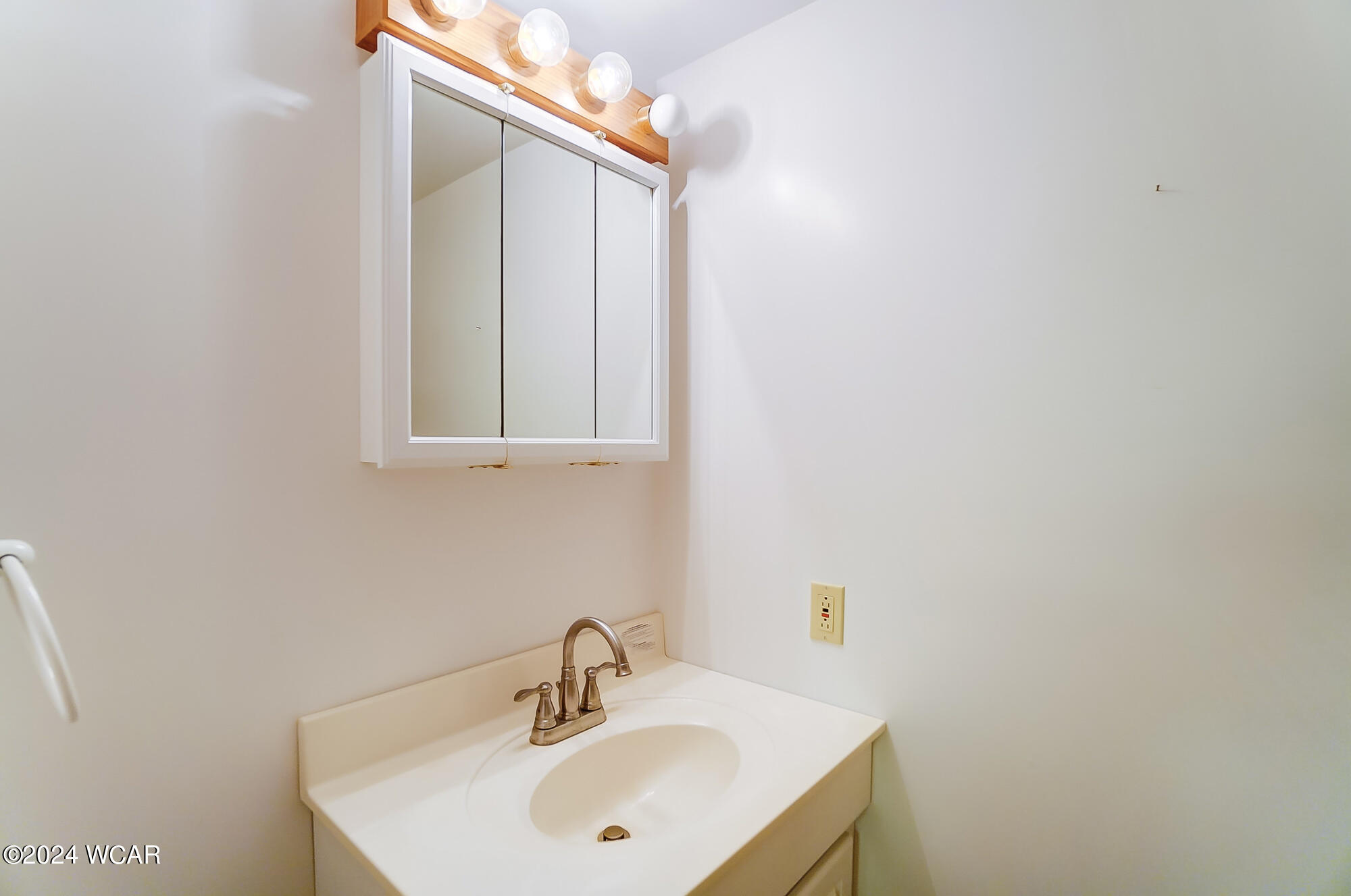 Lima, Ohio 45806, United States, 3 Bedrooms Bedrooms, ,3 BathroomsBathrooms,Residential,Pending,51976