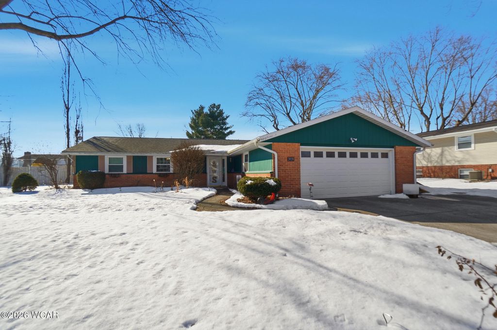 Photo of 3939 Odema Drive, Lima, OH 45806 (MLS # 309411)