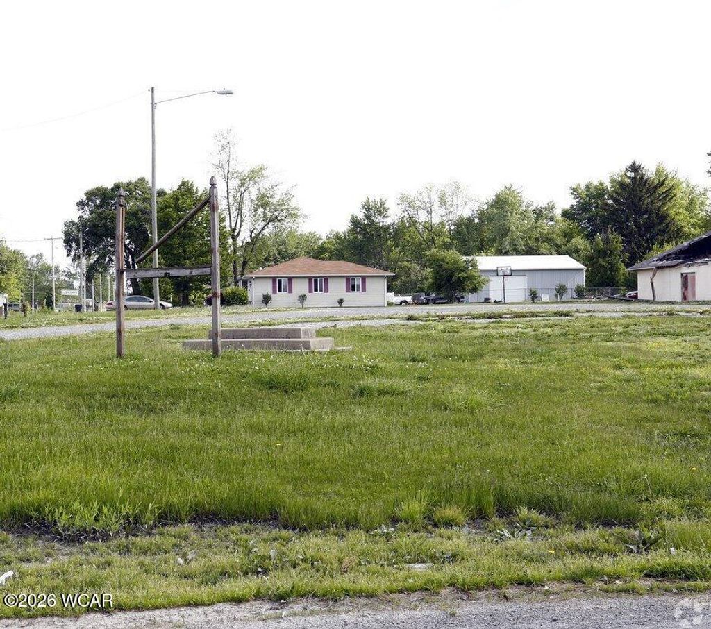 Photo of 695 S Leonard Avenue S, Lima, OH 45804 (MLS # 309516)