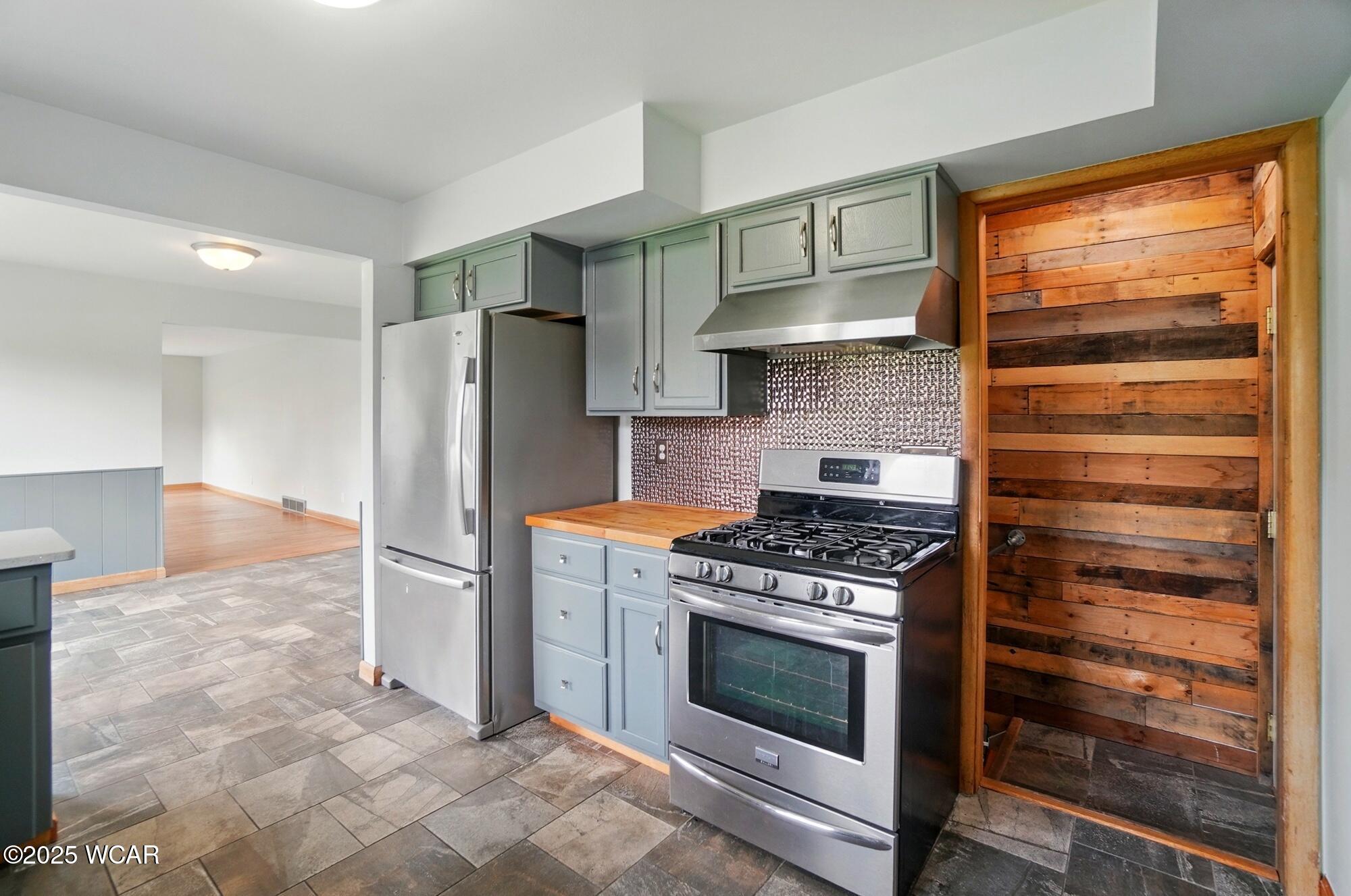 Lima, Ohio 45806, United States, 3 Bedrooms Bedrooms, ,2 BathroomsBathrooms,Residential,Active,101302