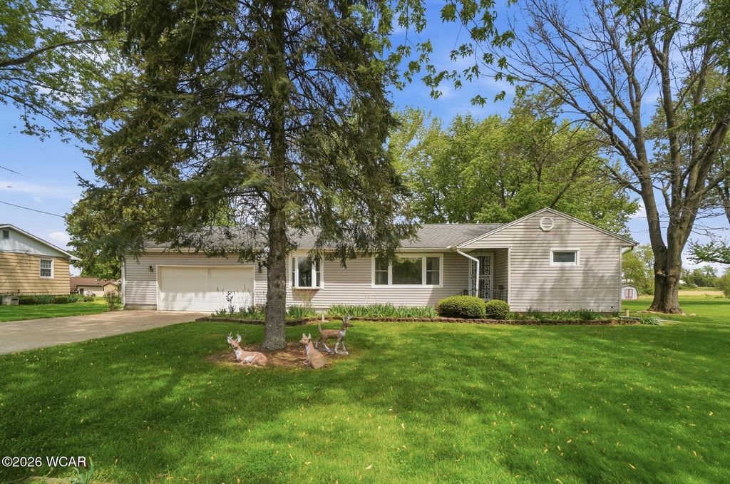 Photo of 1376 Fetter Road, Lima, OH 45801 (MLS # 310085)