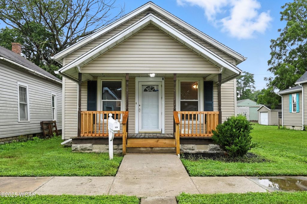 Photo of 529 S Tyler Street, Van Wert, OH 45891 (MLS # 307897)