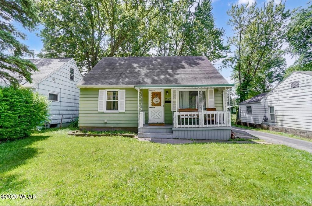 Photo of 1407 Latham Avenue, Lima, OH 45801 (MLS # 309176)