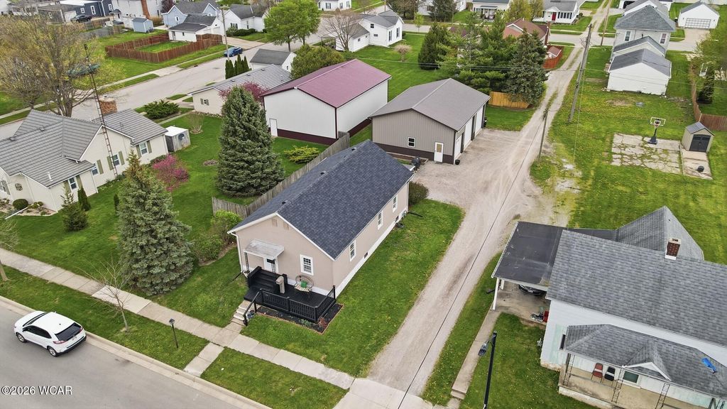 Photo of 706 Buchanan Street, Wapakoneta, OH 45895 (MLS # 309961)