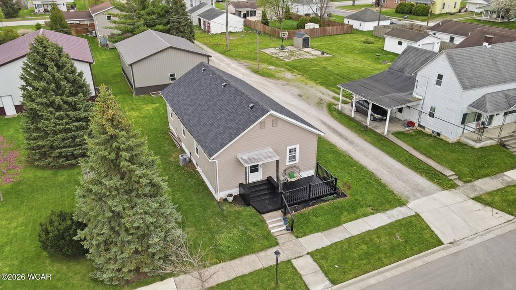 Photo of 706 Buchanan Street, Wapakoneta, OH 45895 (MLS # 309961)