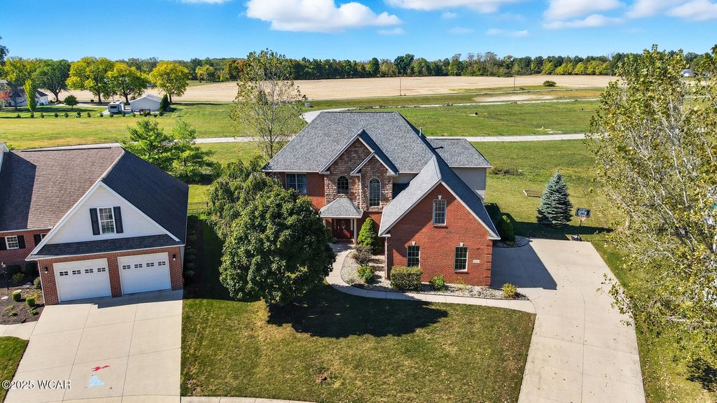 Photo of 3948 Chestnut Oak Trail, Lima, OH 45807 (MLS # 308508)