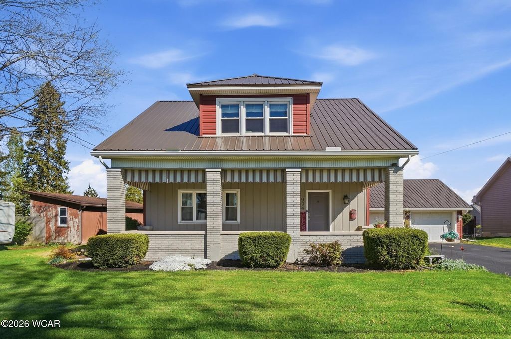 Photo of 904 E 2nd Street, Delphos, OH 45833 (MLS # 310030)