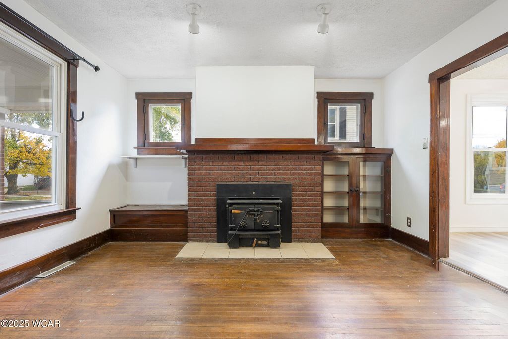 Photo of 724 S Detroit Street, Bellefontaine, OH 43311 (MLS # 308739)