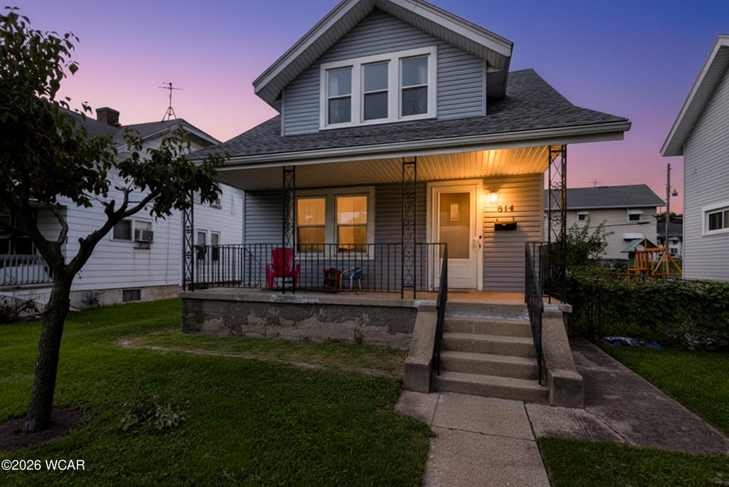 Photo of 814 Gondert Avenue, Dayton, OH 45406 (MLS # 311280)
