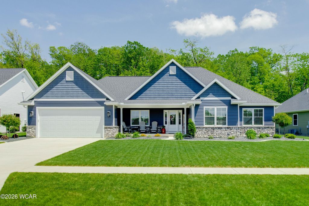 Photo of 1774 Woodberry Creek Drive, Lima, OH 45807 (MLS # 310339)